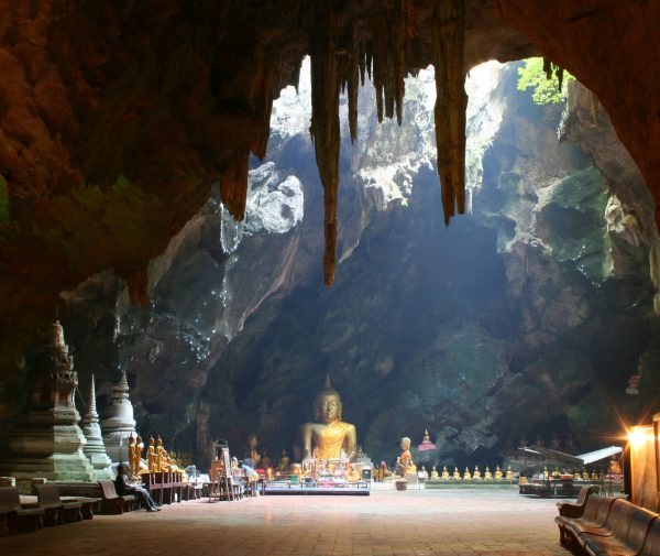 пещерный храм Хуахина Khao Luang