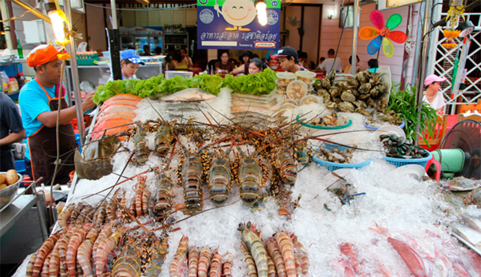 морепродукты на рынке